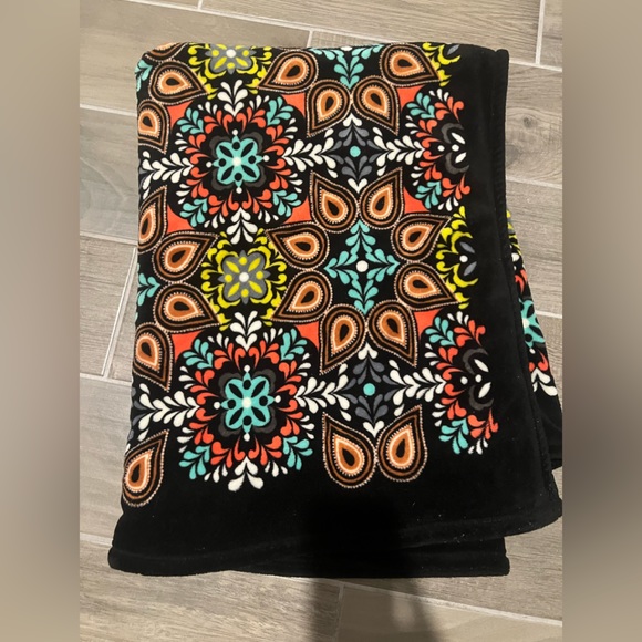 Vera Bradley Bedding Vera Bradley Printed Throw Blanket Poshmark